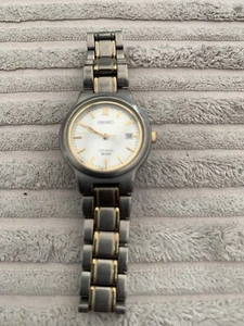 SEIKO TITANIUM 50M White Dial Ladies Watch - Picture 1 of 7