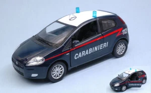 Modellino auto FIAT GRANDE PUNTO CARABINIERI scala 1:24 modellismo da collezione - Foto 1 di 1