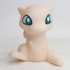 B Pokemon Finger Puppet Mew Figure Gotta Catch Them All Nintendo Bandai - Picture 1 of 3