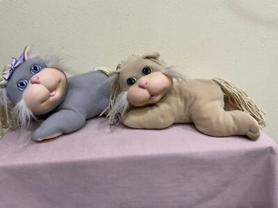 VTG. 1992 CABBAGE PATCH/HASBRO CRIMP ‘ N CURL PETS, KITTY & PUPPY, LOT, 10 IN. - Image 1 of 4