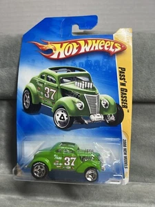 Hot Wheels ~ Pass 'N Gasser ~ Rendimiento `10 ~ Tarjeta 104/240 ~ Ford Drag Racing - Imagen 1 de 4