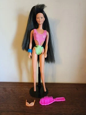 Muñeca asiática vintage Barbie Wet'n Wild Kira 1989 Mattel Foto 1 de 4