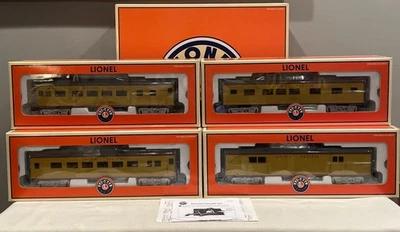 Lionel UNION PACIFIC STREAMLINER Passenger Cars 4PK 6-15185 NEW! - Image 1 of 4