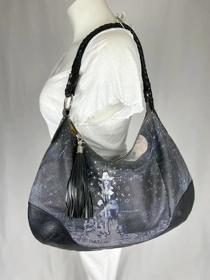 Cartera de hombro vaquera pintada a mano negra y plateada Icon Foto 1 de 4