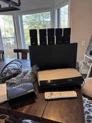 Bose AV48 Media Center And PS28 III Powered Speaker System - FULL SYSTEM - Image 1 of 4