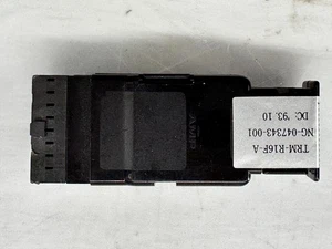 NEC TRM-R16F-A NG-047343-001 Miniaturized, 5V Signal Relay - Picture 1 of 3