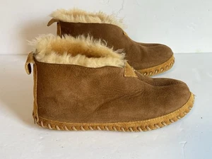 LL Bean Wicked Good Slippers Womens Size 6 Suede Booties Mocs Shearling Brown - Picture 1 of 13