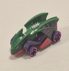 Hot Wheels Vampyra Green & Purple Diecast Car Mainline 2025 - Picture 1 of 5