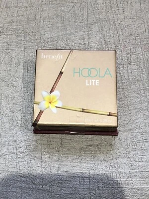 BENEFIT Hoola Lite Natural Looking Blendable Long Lasting Bronzer 8g Slim New - Image 1 of 3