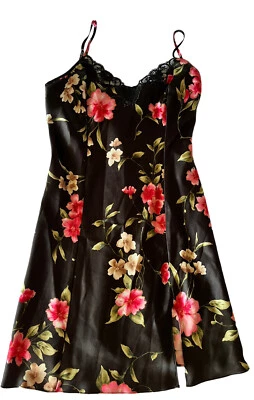 Camisón Bay Studio Intimates Floral Oscuro Brillante S Negro Línea A Encaje Foto 1 de 4