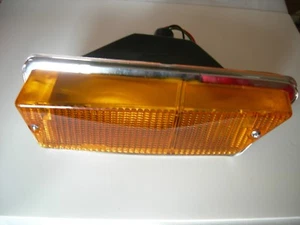 TRIUMPH TR6 FLASHER ASSEMBLY CHROME RIGHT FRONT LAMP 69  - 74 WITH CHROME TRIM - Picture 1 of 6