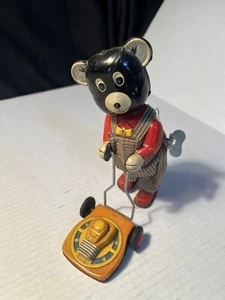 Vintage 50’s Litho Tin Walking Wind Up Bear With Lawn Mower 7” Japan - Picture 1 of 11