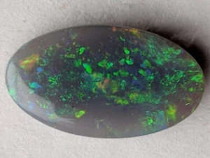 PINFIRE 4.9ct Semi Negro Ópalo VERDE Y NARANJA ¡Canto Ovalado Lightning Ridge! - Imagen 1 de 9