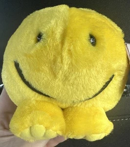 Vintage Swibco Puffkins HAPPY Stuffed Plush Yellow Smiley Face#6684 W/ TAG - Picture 1 of 6