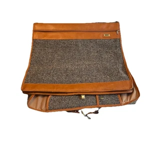 Bolso de ropa Amelia Earhart Luggage 1994 de colección de tweed y cuero tostado 44 X 22 raro - Imagen 1 de 24