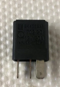 SAAB VAUXHALL OPEL GM BLACK RELAY 4 PIN 702.20 P/N 24 435 922 24435922 - Picture 1 of 5