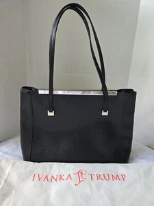Borsa tote Ivanka Trump nera ecopelle fodera oro, dust bag, chiusura a scatto - Foto 1 di 15