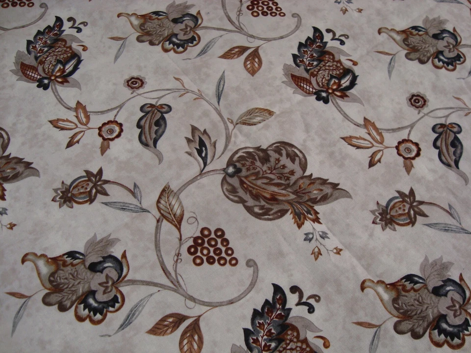 Edredón artesanal floral jacobeo 6240 tela acolchado en blanco de 1,3 yardas 44" x 47" BTP Foto 1 de 4