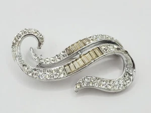 Vintage Unsigned Baguette Clear Rhinestone Silver Tone Fancy Brooch - Picture 1 of 7