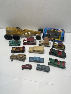 LOTE DE COLECCIÓN COCHES DE JUGUETE CAMIONES HUBLEY 481 GRADER TOOTSIETOY CAJA DE CERILLAS MILITAR COMO ESTÁ Foto 1 de 4