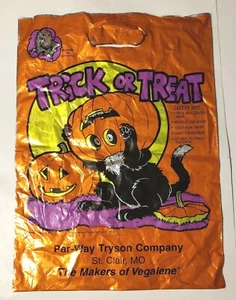 Vintage 2002 Halloween Trick or Treat Plastic Candy Bag McGruff Crime Dog Cat - Picture 1 of 9