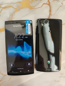 Sony Xperia Arc LT15 / LT15i 512MB Unlocked Android 3G smartphone multi-language - Afbeelding 1 van 22