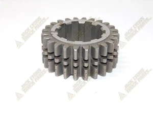 WT275-2.5 New Borg Warner SYNC HUB  11294  New Old Stock - Picture 1 of 3