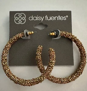NEW Daisy Fuentes Gold Hoop Earrings NEW WITH TAGS - Picture 1 of 4