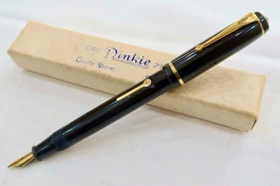 PLUMA ESTILOGRÁFICA CONWAY STEWART DINKIE 540 NEGRA C1940 TOTALMENTE REPARADA CON CAJA Foto 1 de 4
