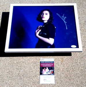 Foto firmada + enmarcada 11x14 ALICE MERTON Certificado de Autenticidad JSA C - Imagen 1 de 2
