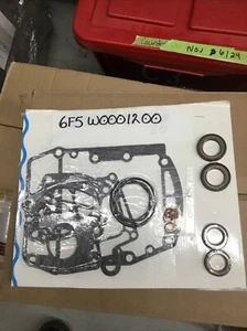Yamaha Outboard Lower Unit Gasket And Seal Kit 6F5-W0001-20-00 - Picture 1 of 3