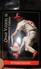 1996 Arby's Cleveland Indians 1995 Omar Vizquel Baseball Card - 2 cards packed