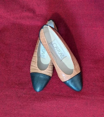 Joan & David Mujer Hecho en Italia de Cuero Real Zapato de Bomba Talla 6 1/2  Foto 1 de 4