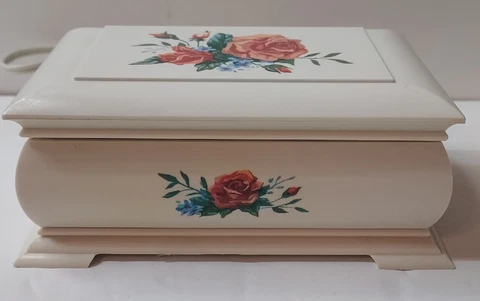 Vtg Spartus Classic Digital Alarm Clock Jewelry Box Design Model 1252 Roses Cover