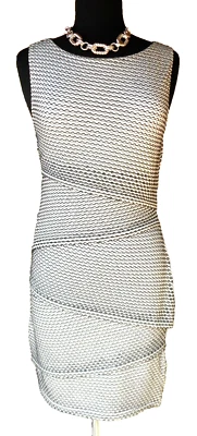 $278 Vestido Bailey 44 Negro Blanco Malla Vaina Carrera Elástico En Niveles En Capas L Foto 1 de 4