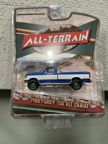 GREENLIGHT, FORD F-150XLT 2020 Gris sali avec jantes verte de la série