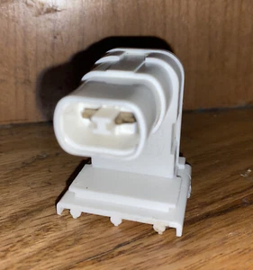 Leviton 800MA Plunger FL High Output Pedestal Base Lampholder Lot Of 10 Pcs - Picture 1 of 4