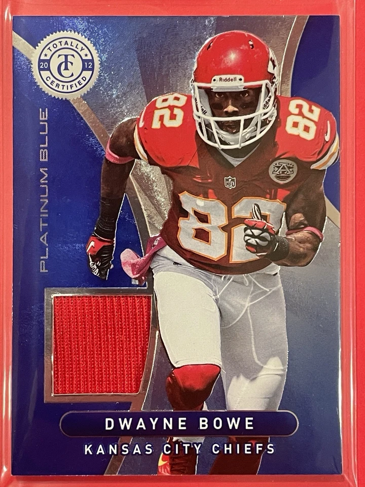 2012 Totally Certified Dwayne Bowe Jersey Platinum Blue /99 #39 Football Chiefs - Image 1 of 3