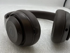 Yealink BHD702 BH70 Dual Wireless Bluetooth Headset With Mic ( HEADSET ONLY ) - Picture 1 of 9