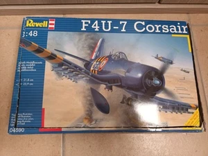 F-4U7 Corsair Revell Hasegawa rebox 1/48 + Extra Resin And Decals Box Damaged - Imagen 1 de 5