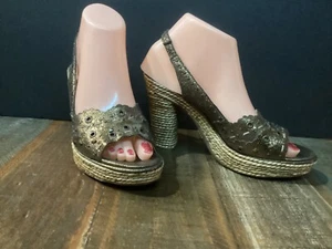 Apepazza Women’s gold Metallic leather studded Slingback heels Sandals 37/7-7.5 - Picture 1 of 8