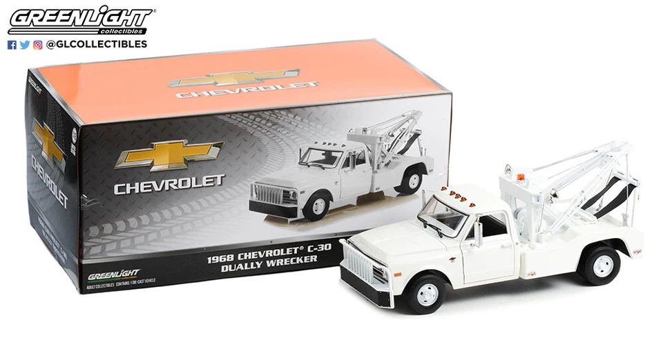 Greenlight 1968 Chevrolet C-30 Dually Wrecker 1:18 Scale Diecast 13623 - Image 1 of 1