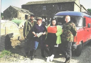 Granja Emmerdale - Postal - Firmada a mano por Zak Dingle (Steve Halliwell). - Imagen 1 de 2