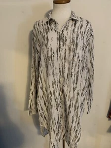 CP SHADES Top Woman S Beige Tunic Button Up Shirt Cover Up Aztec Southwestern - Picture 1 of 9