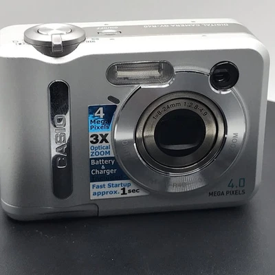 ◇ Casio QV-R40 Digital Camera 4.0 MP Silver 3X Optical Zoom TESTED - Image 1 of 4