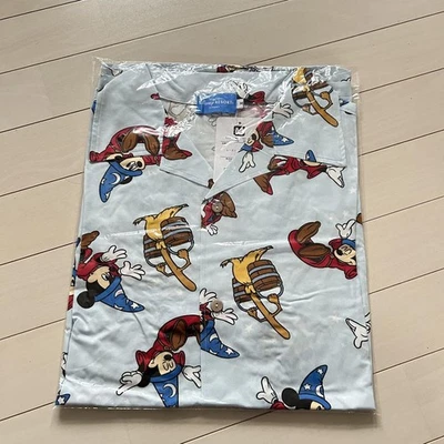 Camisa Disney Mickey Fantasia Aloha Escoba Mágica Estampado M Usada Foto 1 de 3