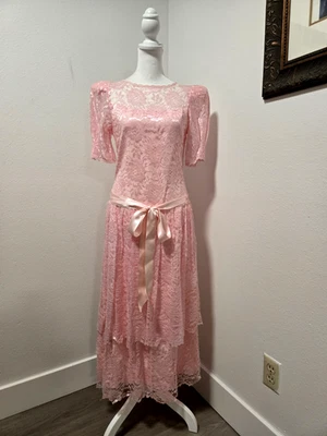 80s JC PENNEY PINK LACE DROP WAIST TIERED MIDI PARTY/PROM/BRIDAL DRESS SZ S - Image 1 of 4