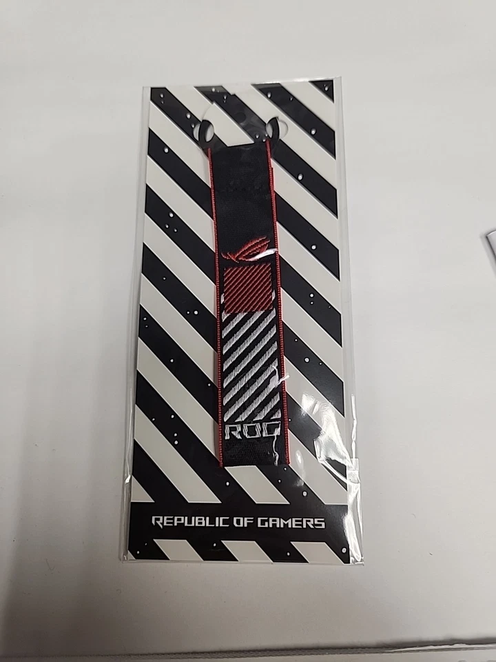  New Sealed Asus ROG Republic of Gamers Keychain Red Black Gamer Tag Fob Keying - Image 1 of 1