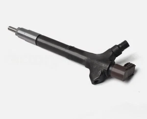 NEW Fuel Injector 23670-26060 2367026060 2AD-FHV 2AD-FTV D-4D for Toyota Engine- - Picture 1 of 4