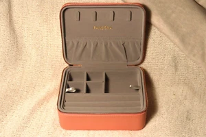 Pandora pink zippered jewelry travel case box organizer - Picture 1 of 9